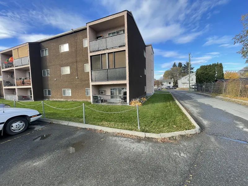 Image uploaded by service provider